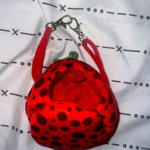 Small animal hanging hideaway